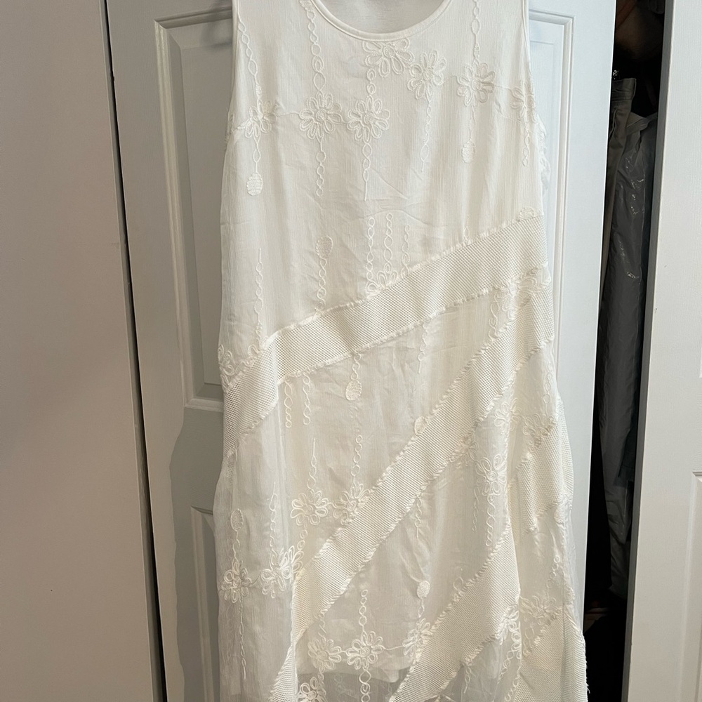 ANTHROPOLOGIE EMBROIDERED WHITE PARTY DRESS WEDDING MIDI